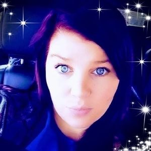 Meet your Posher, Whitney